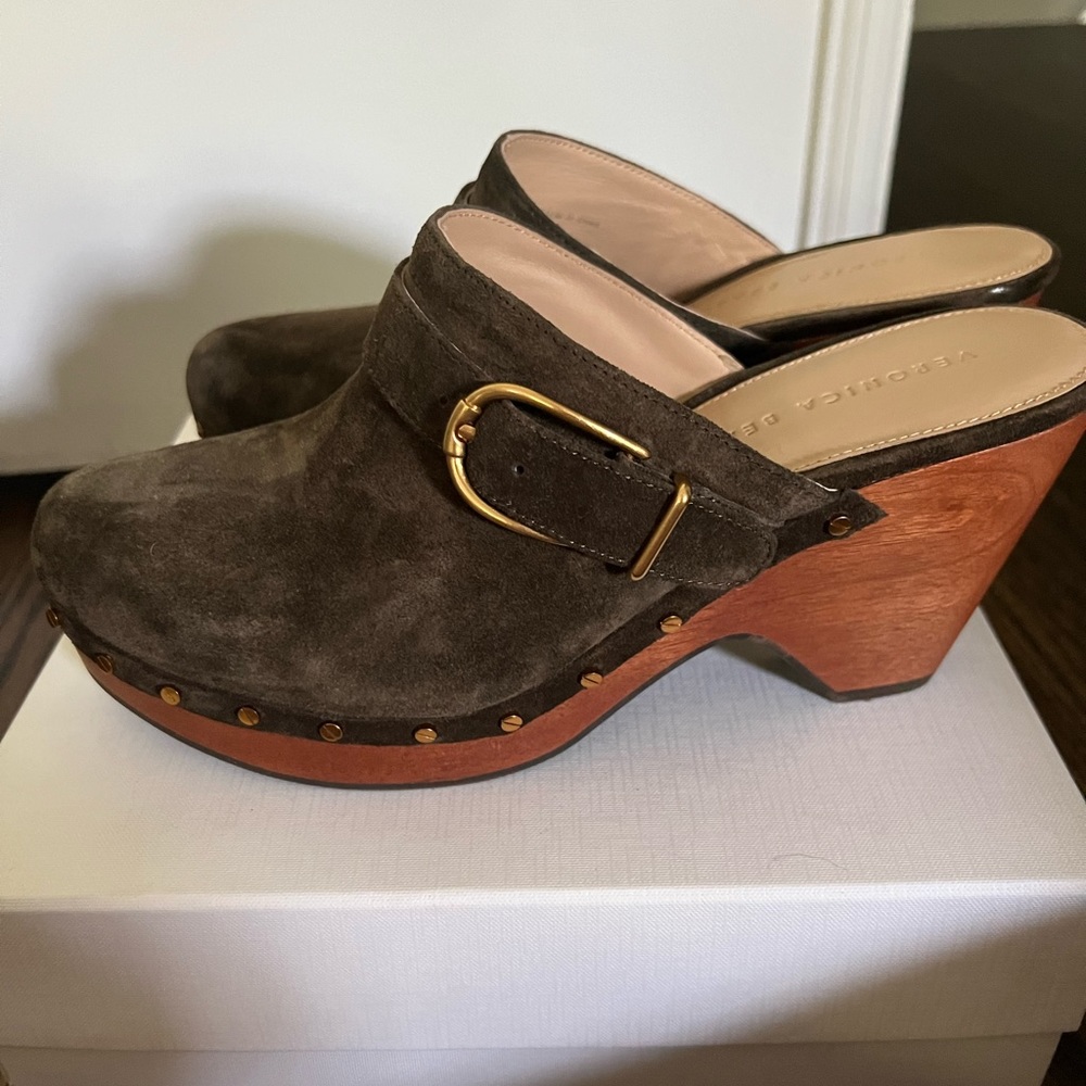 Veronica Beard Hendrix Suede Buckle Clog Olive